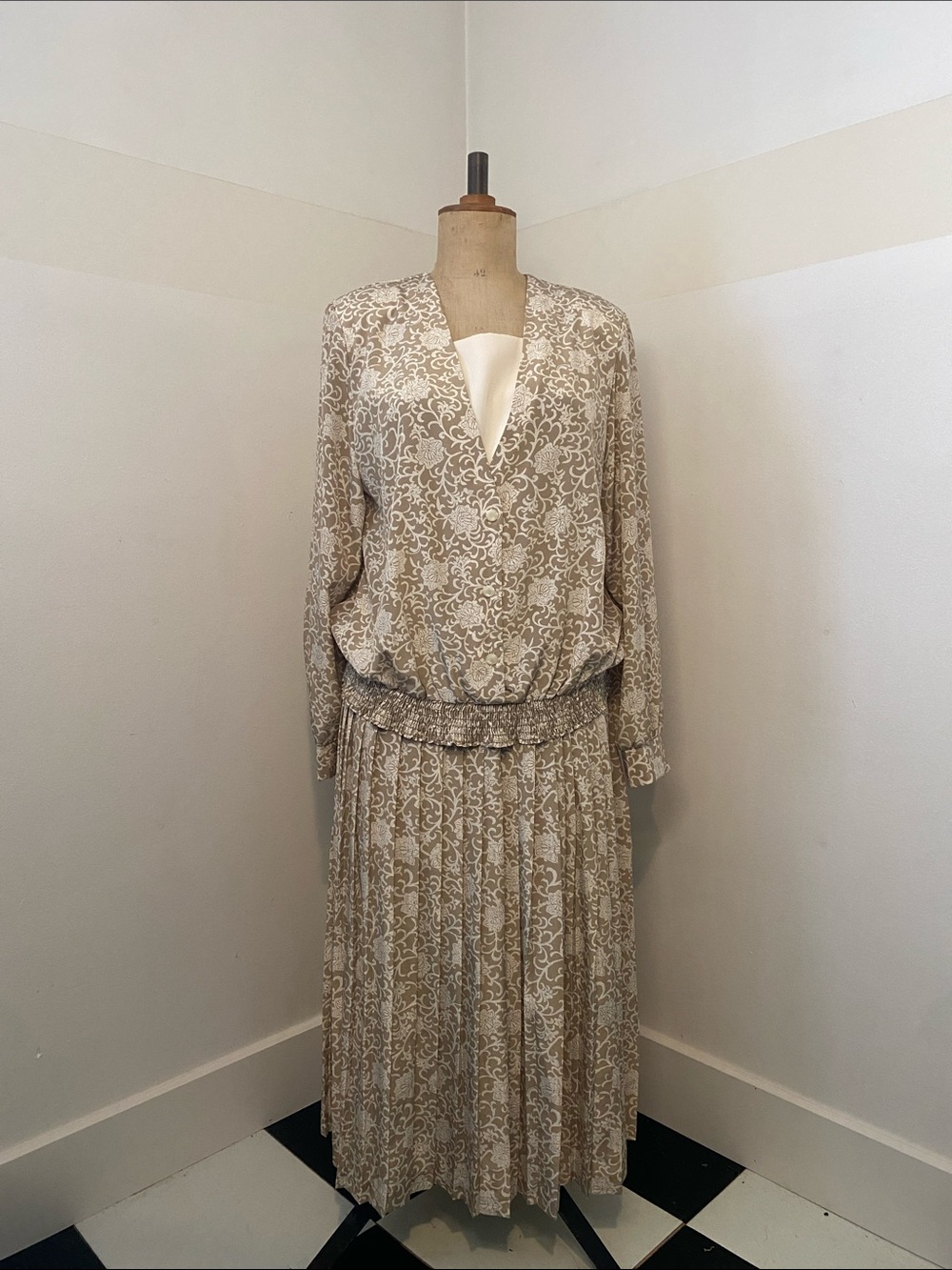 Vintage D’Allaird’s Cottagecore Floral Pleated Skirt Set
